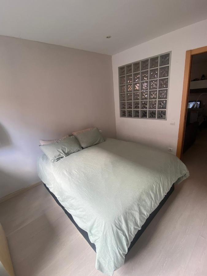 Cozy Apartment At A Great Location! L'Hospitalet de Llobregat Exterior photo